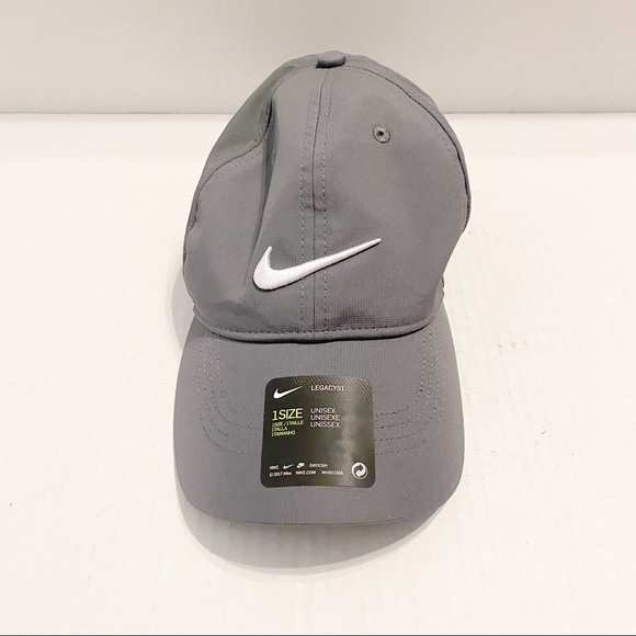 grey nike hat womens